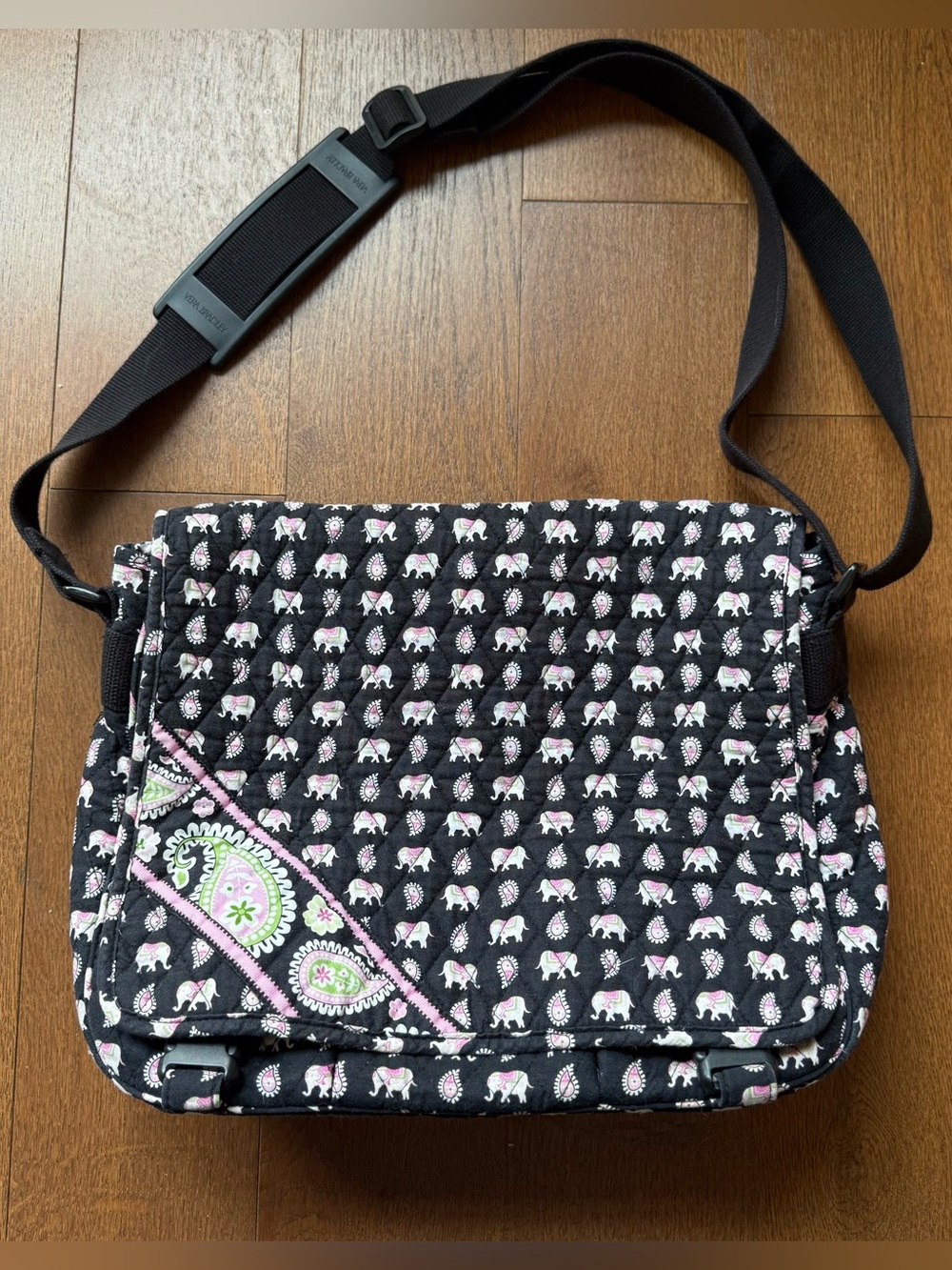 Vera Bradley Quilted Black Crossbody Laptop Bag with Pink & White Elephant Print - Picture 1 of 10